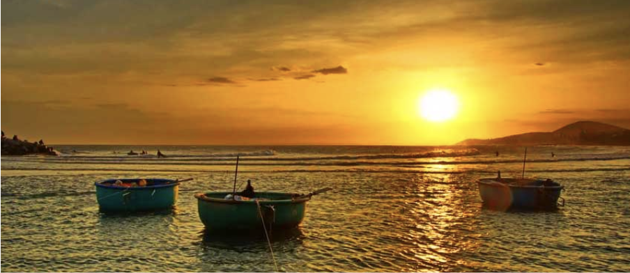 Khung canh binh minh ruc ro tren bien Lang chai Mui Ne - Dac san Phan Thiet